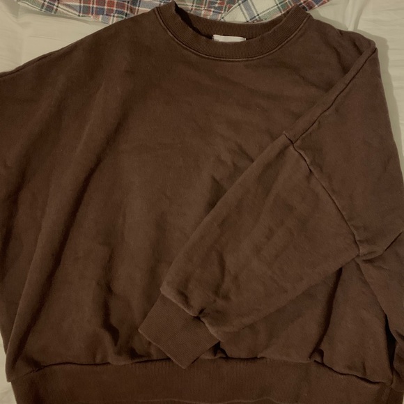 OAK + FORT Brown Crewneck - Picture 4 of 5